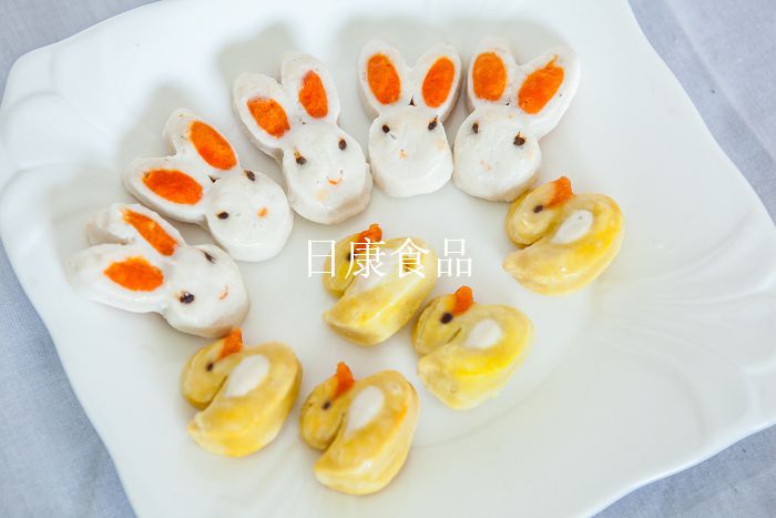 卡通兔子和小鴨